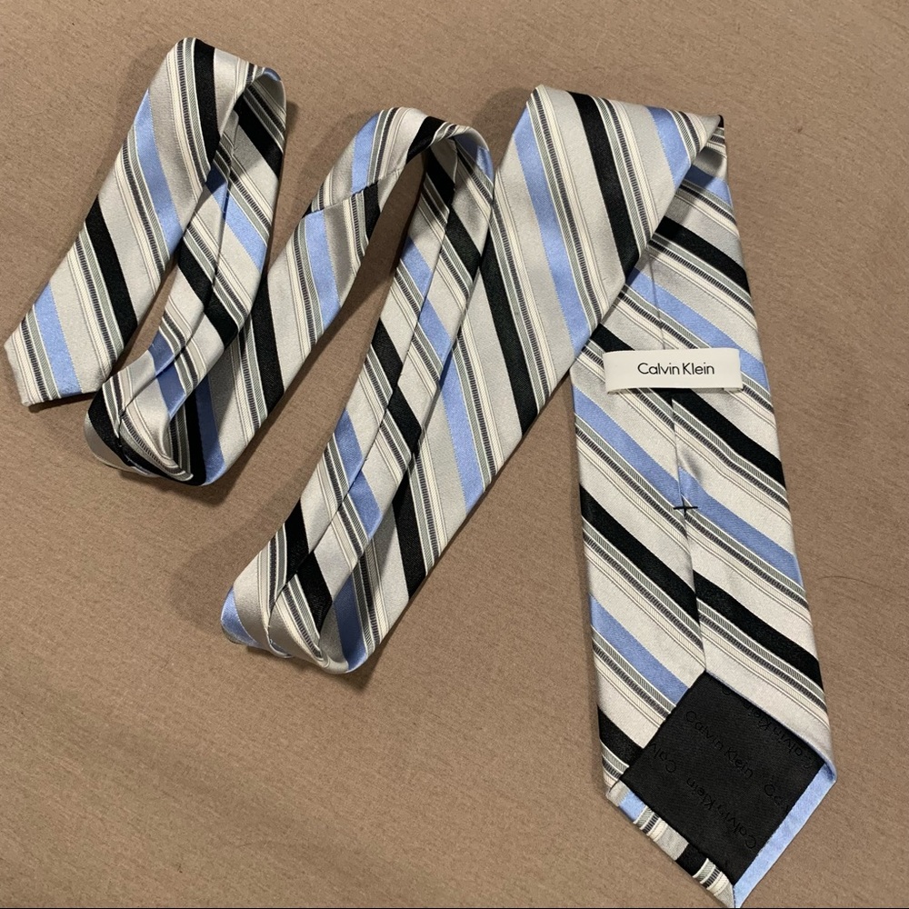 Calvin Klein | Striped Neck Tie